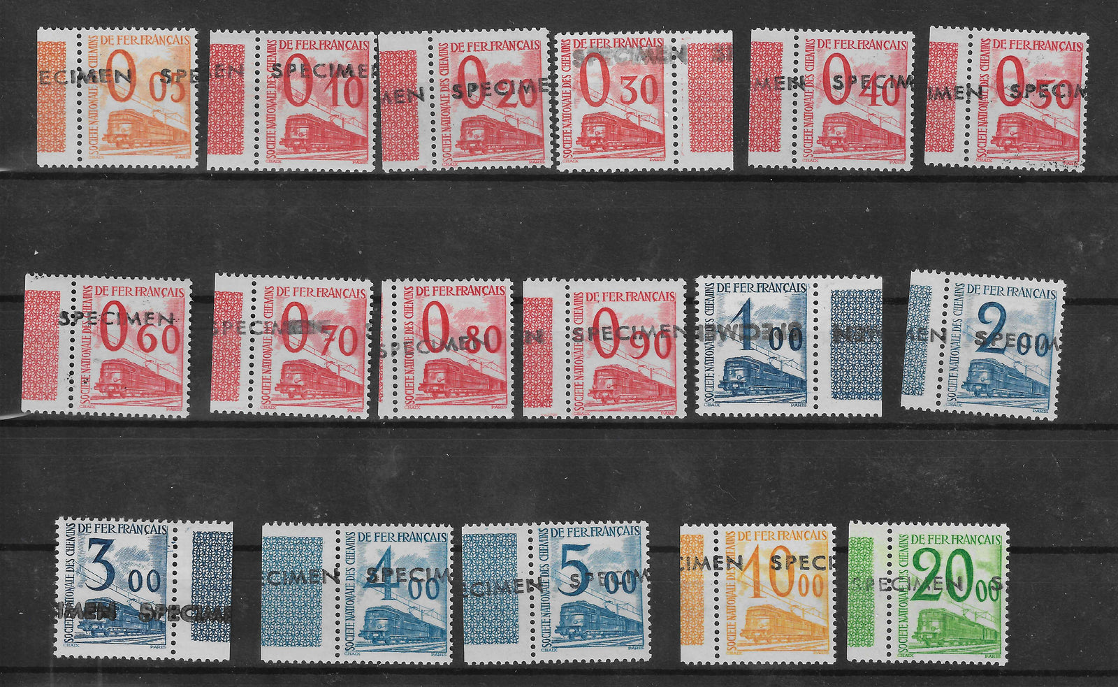 Petits colis n°31 à 47 - série complète - neufs** - surchargés SPECIEMN - SUP