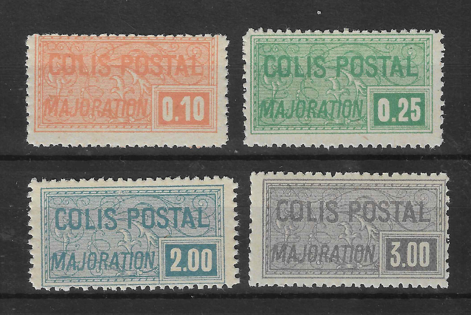 Colis postaux n°77 à 80 - neufs** - SUP - signature Calves