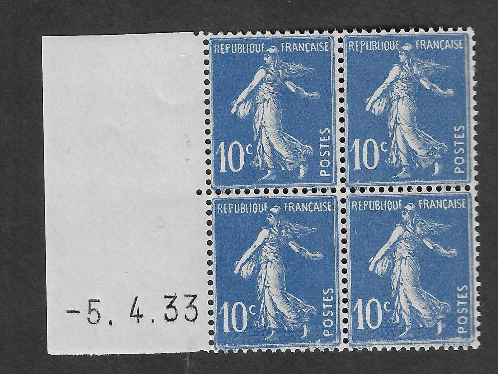 N°YT 279 - Semeuse - bloc de 4 exemplaires avec coin daté à gauche - neuf** - SUP - signé Calves