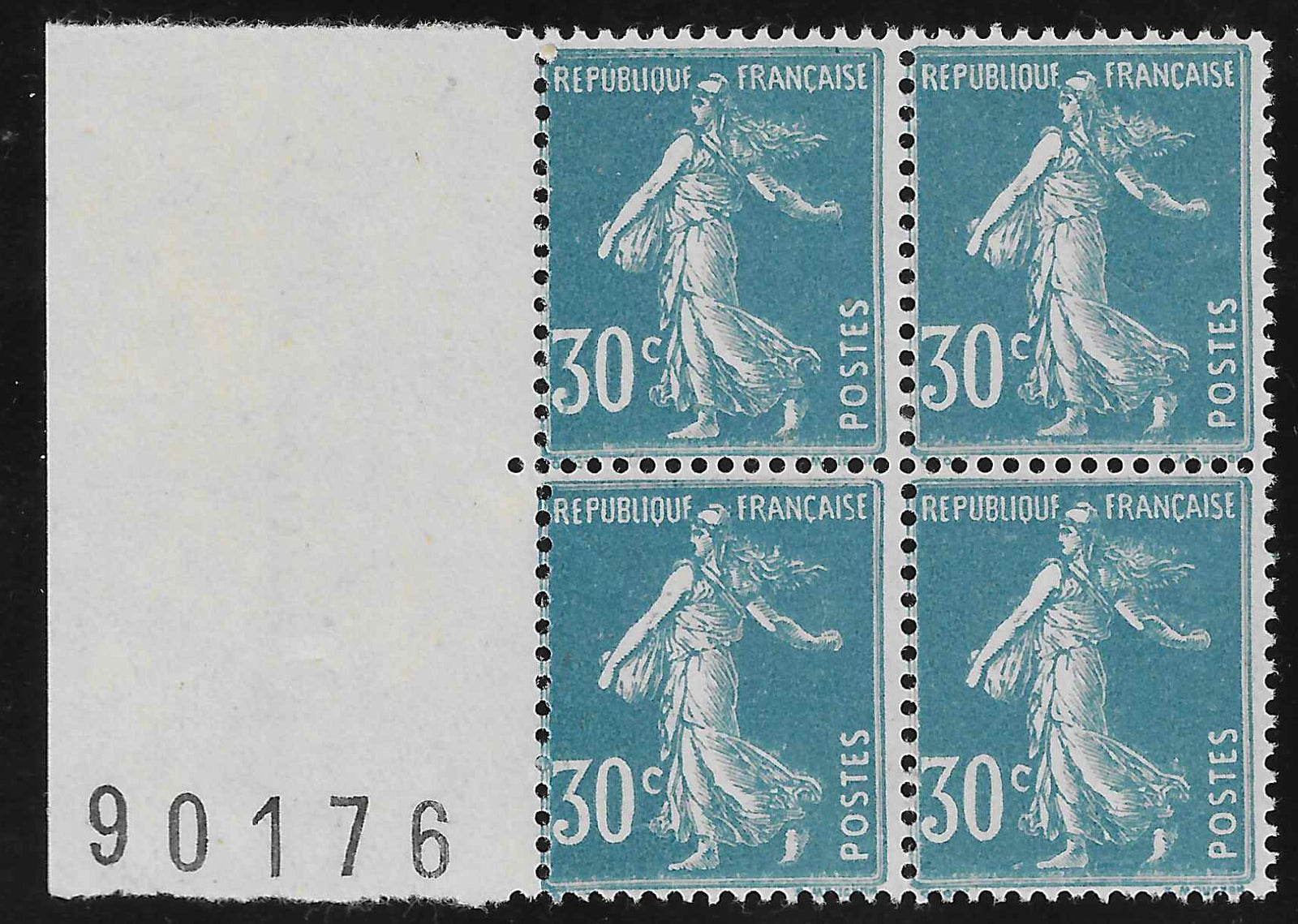 n°YT 192c - type IIC - issu de roulette - en bloc de 4 exemplaires avec numéro de feuille à gauche - neuf** - SUP - signé et avec certificat papier Calves
