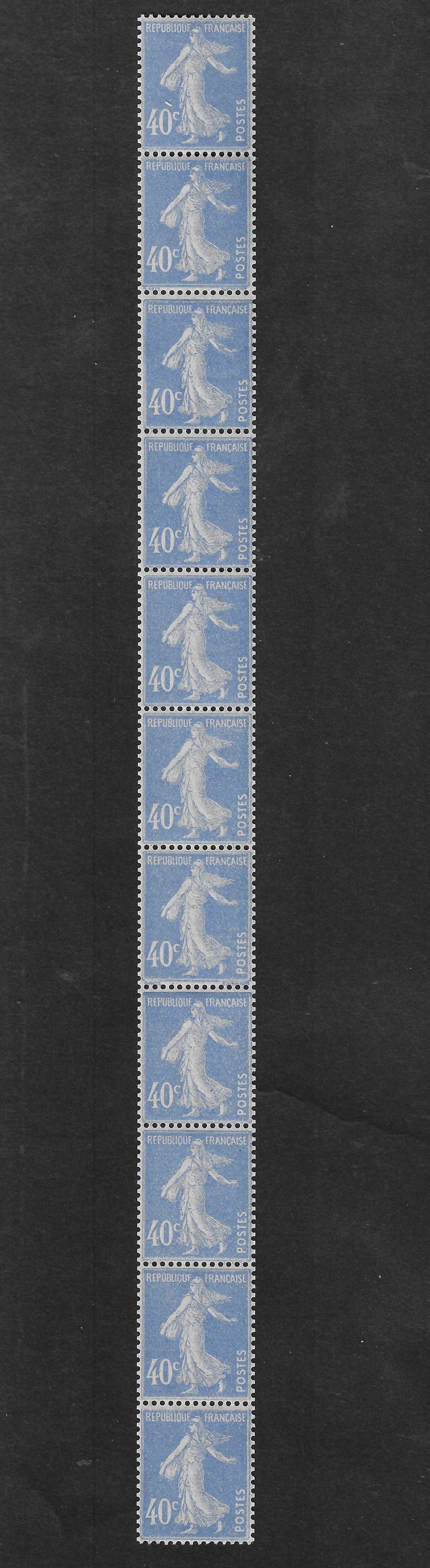 N°YT 237 - issu de roulette - bande verticale de 11 exemplaires - neuve*/** - TB - signée et avec certificat Calves