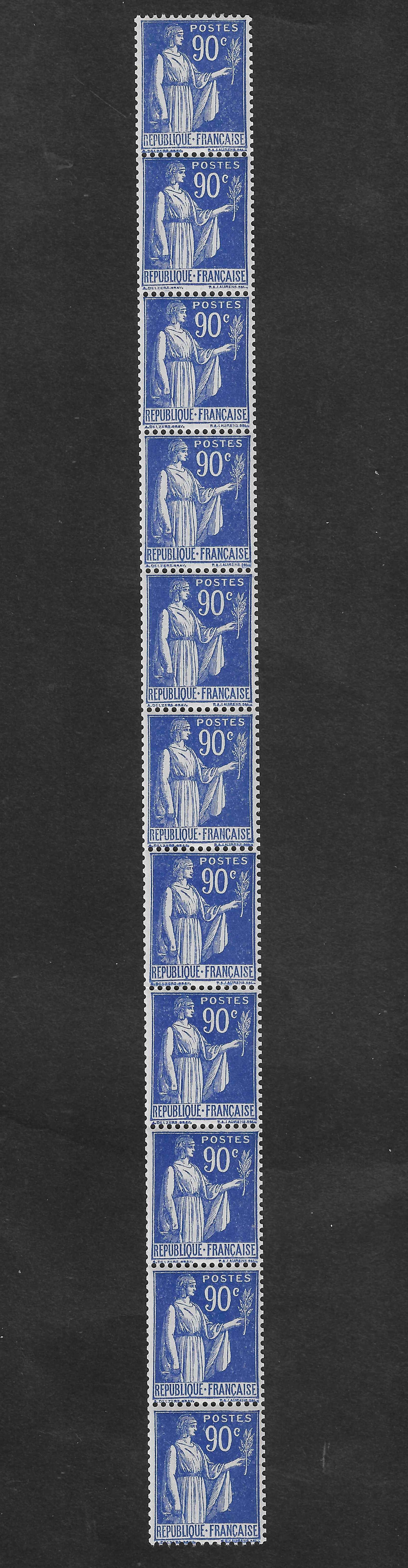 N°YT 368b - issu de roulette - bande verticale de 11 exemplaires - neuve*/** - TB - signée et avec certificat Calves