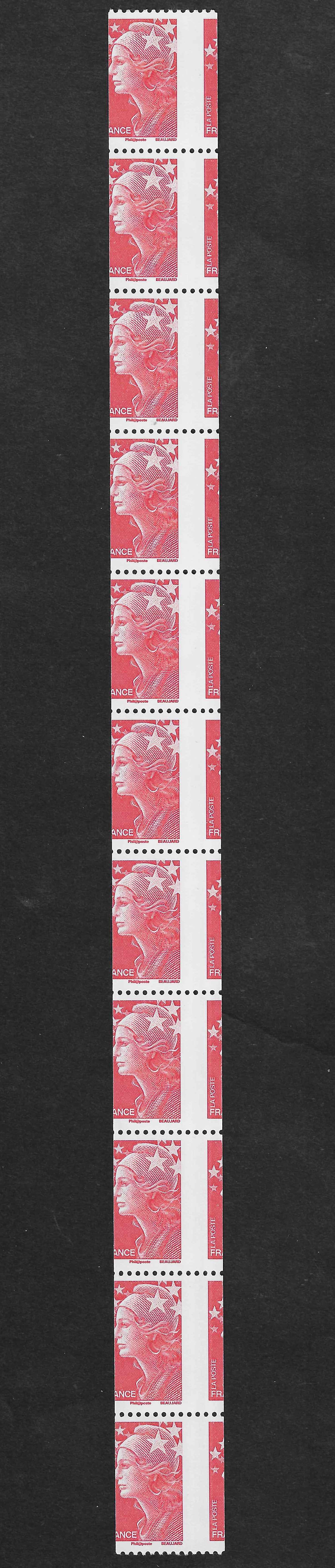 N°Yvert 4240 - issus de roulette - bande verticale de 11 exemplaires avec piquage à cheval latéral - neuve** - SUP - signée Calves