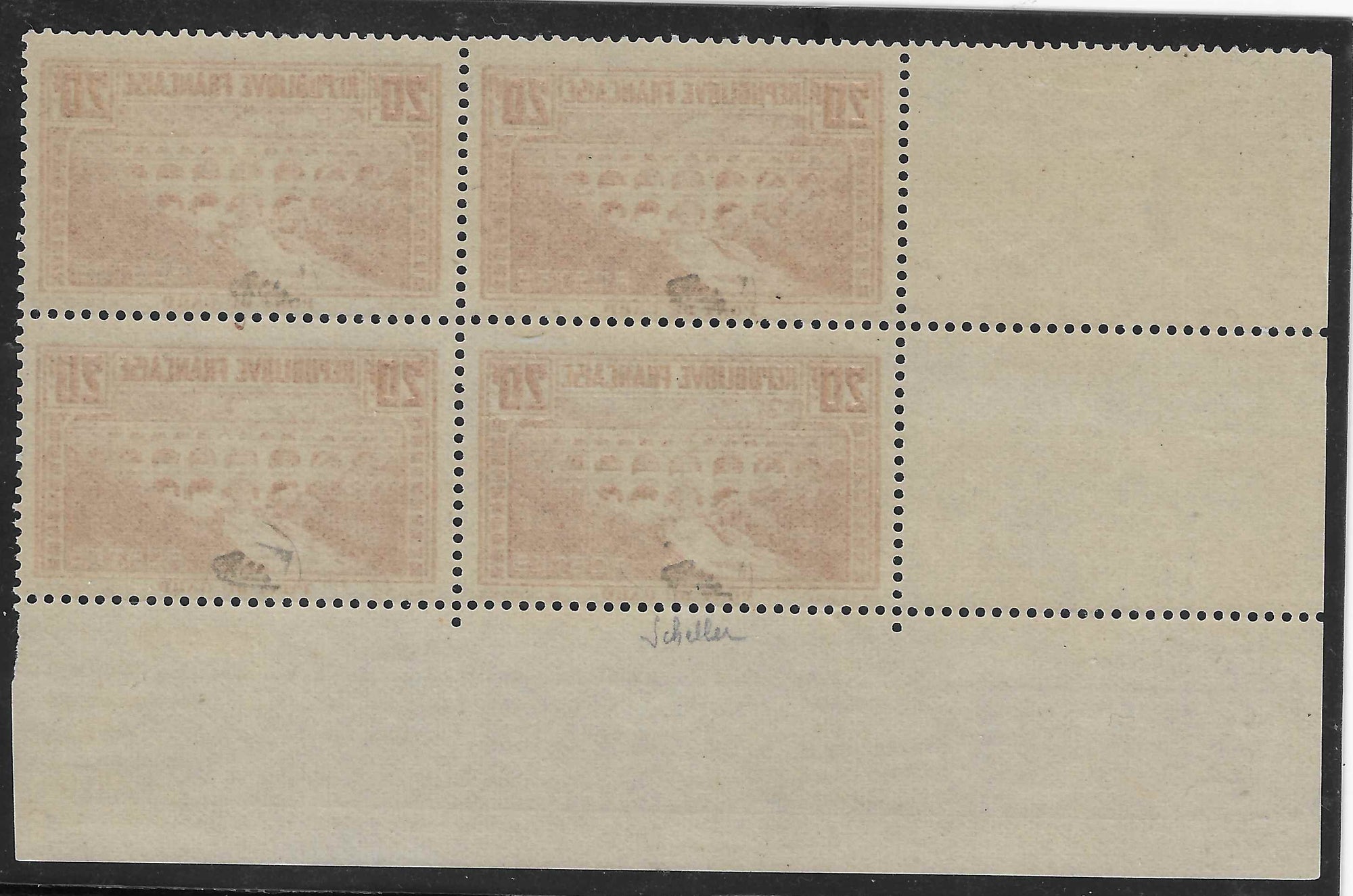 N°YT 262a- Pont du Gard - bloc de 4 exemplaires coin daté - neuf** - SUP - signé et avec certificat papier Calves