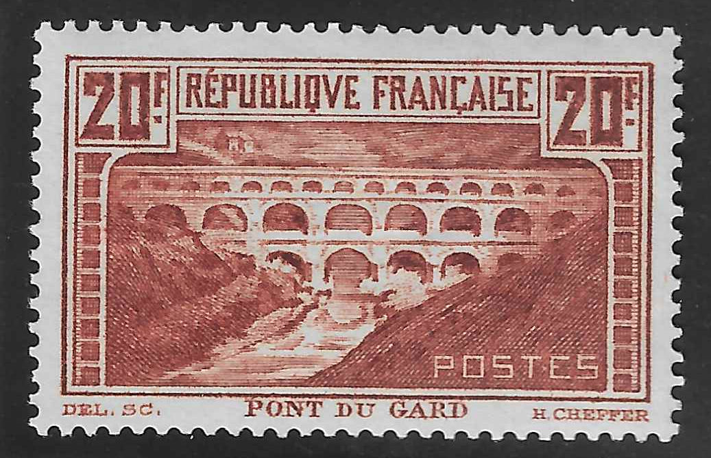 N°YT 262A - Pont du Gard - neuf** - SUP - signé et avec certificat Calves